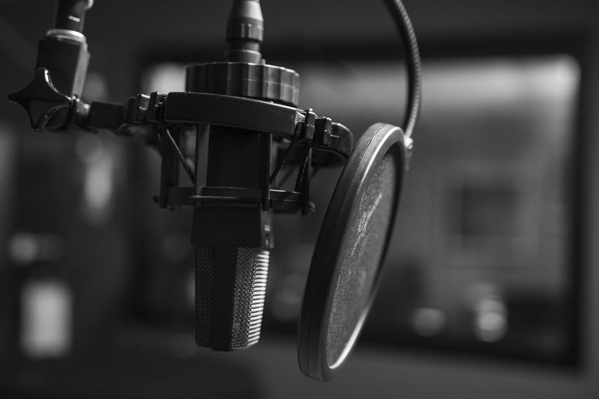 5 CLASSICAL VOICE PODCASTS TO TRY